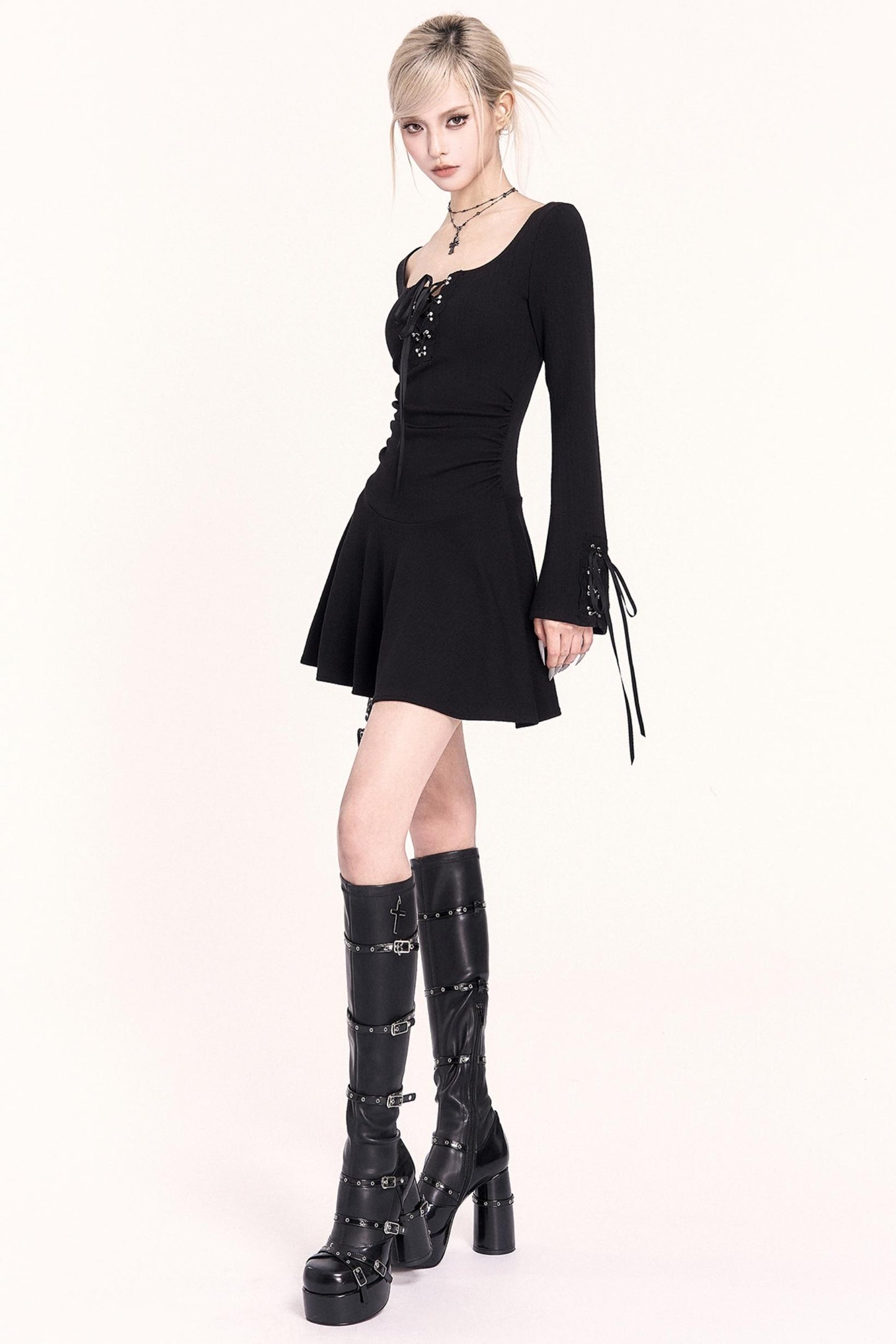 Romantic Lace Square Neck Dress