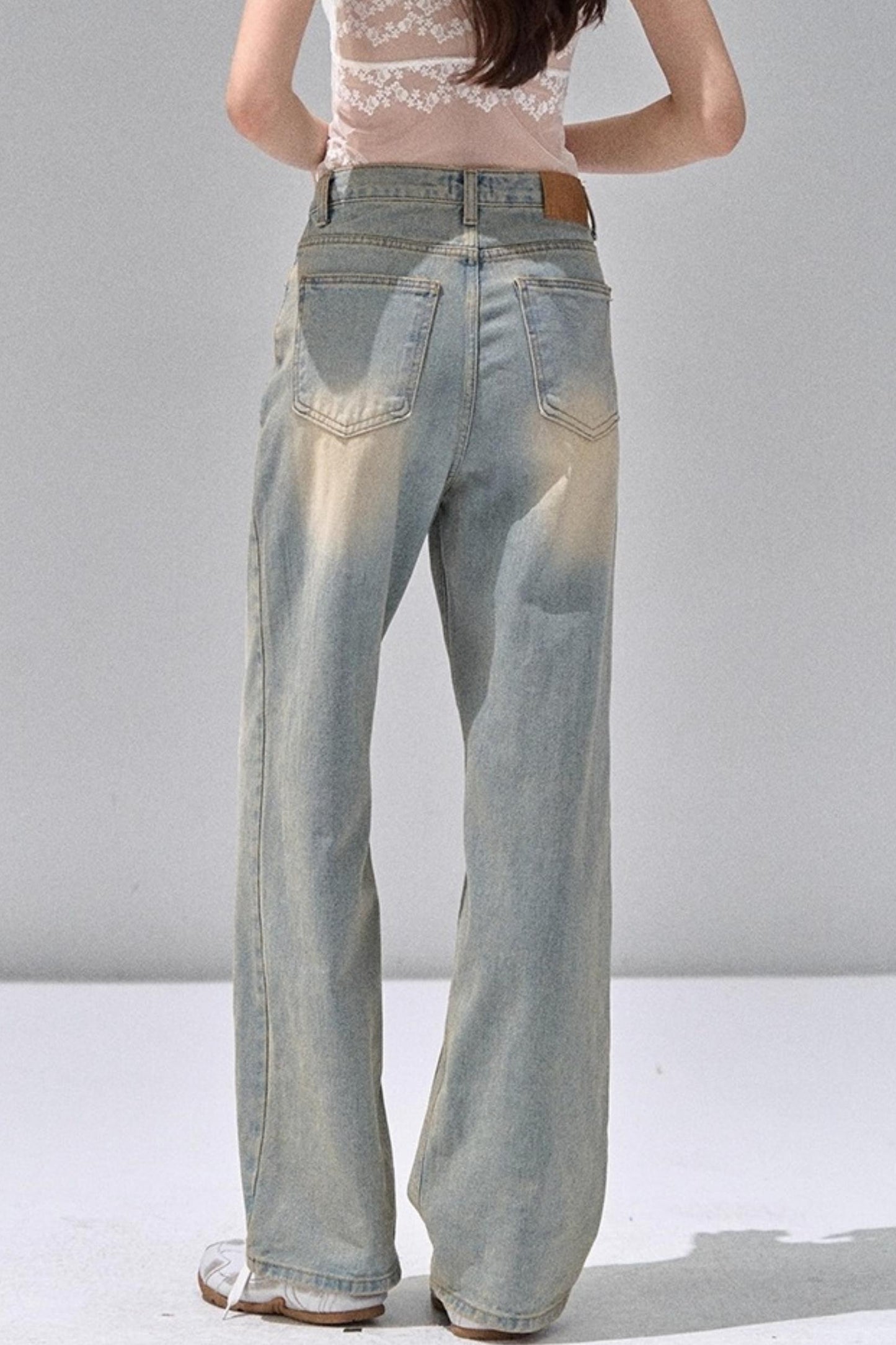 Retro Washed Straight Jeans