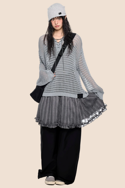 Blusa a righe con colletto e cut-out