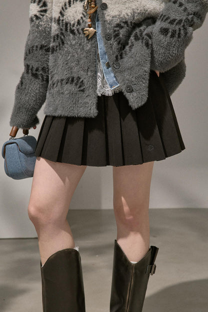 Silk Classic Pleated Puffy Short Skirt