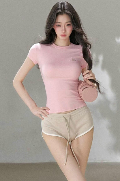 Top in maglia traforata ricamata