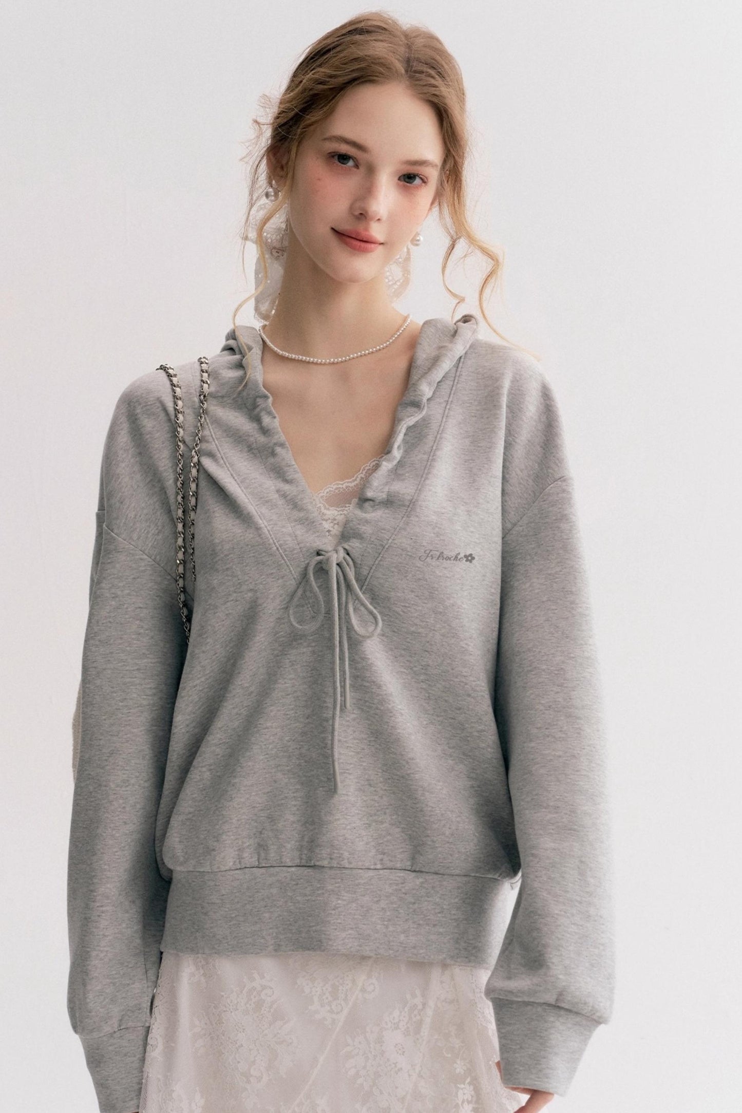 Pleated Hooded Sweatshirt Set-Up
