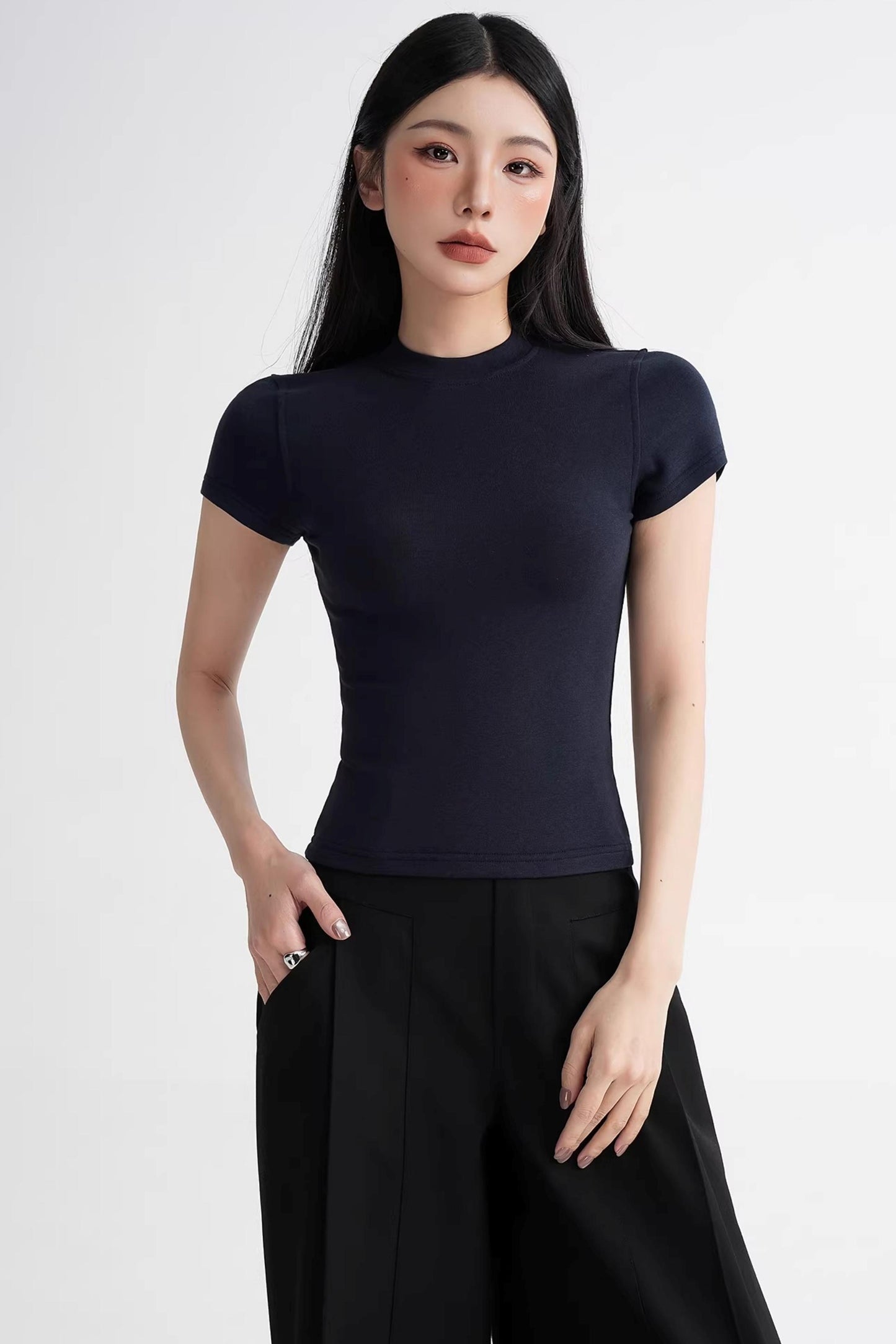 Wool Right-Shoulder Slim Top