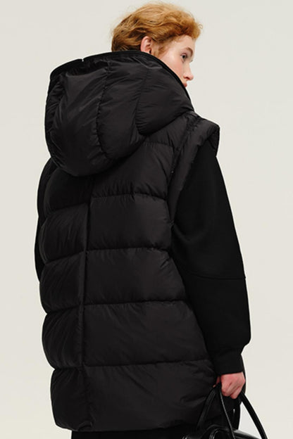 THICK HOODED DOWN VEST