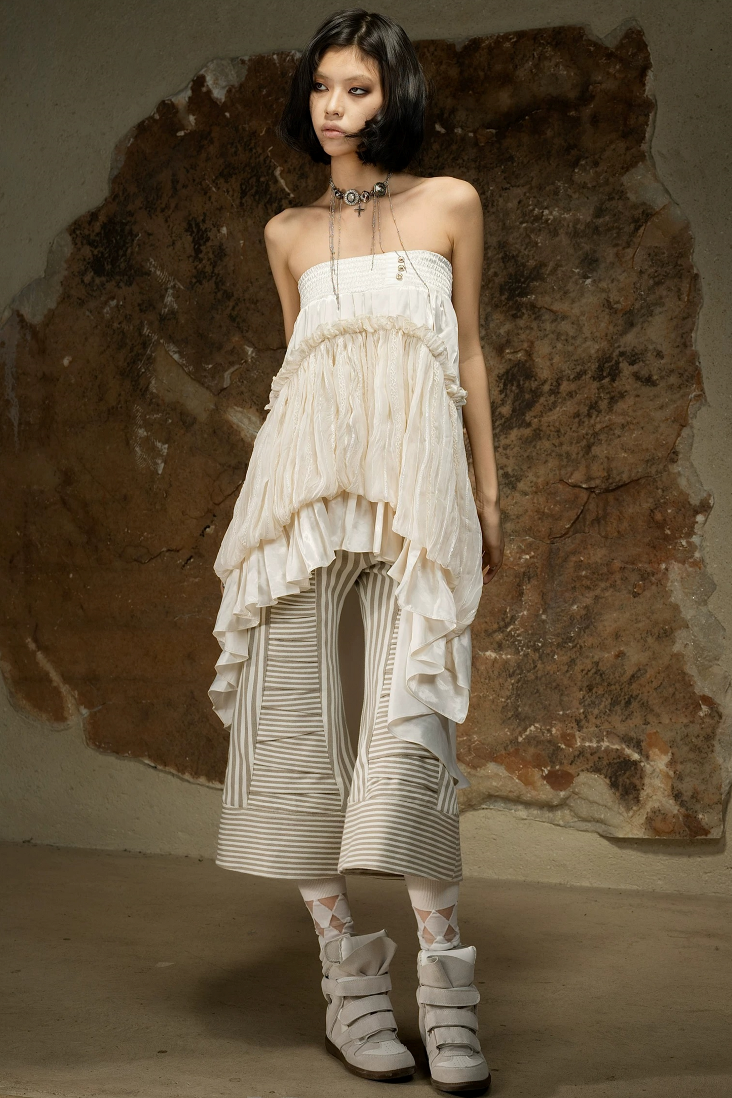 Dark Punk Cropped Pants