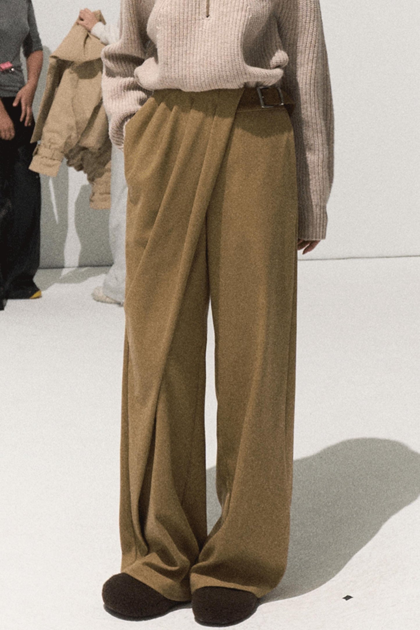 Pleated Winter Wide-Leg Pants
