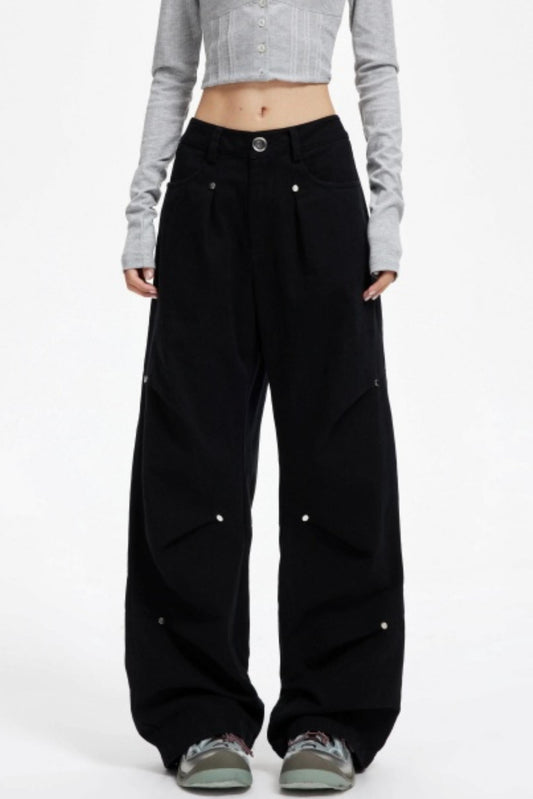 Functional Pleated Stud Cargo Pants