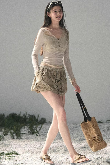 Wind Trace Lace Top