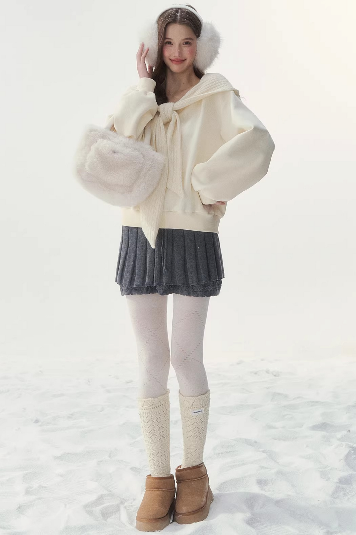 White Cotton Bow-Tie Sweatshirt