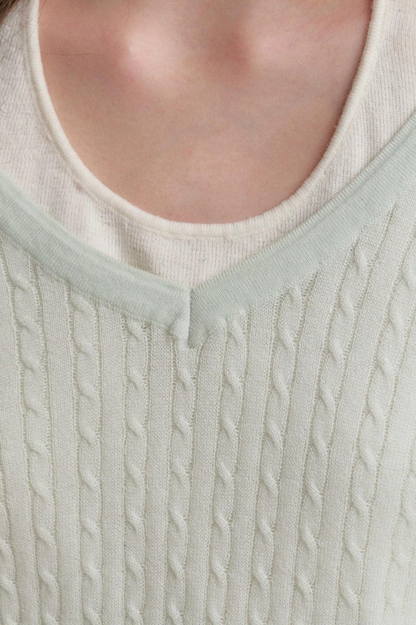 Maglione in Lana con Fragranza di Rosa