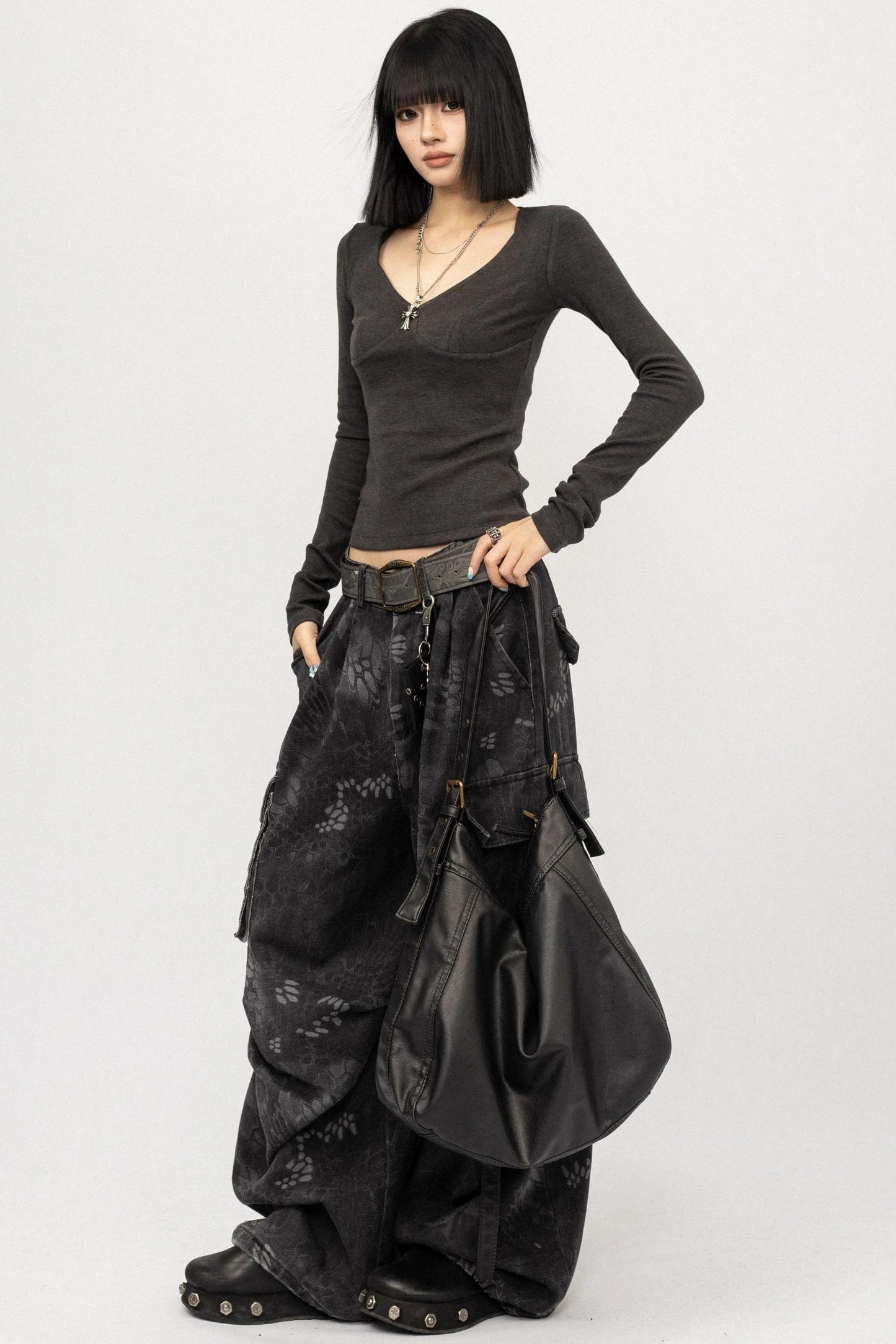 Sweet and Cool Gray Long-Sleeved Top