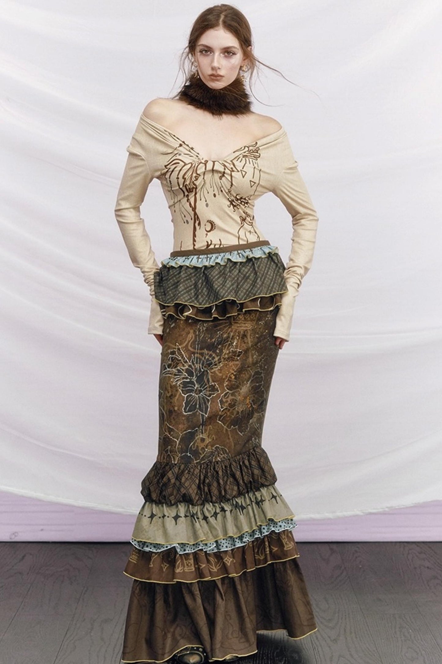 Off-Shoulder Knot Base Shirt