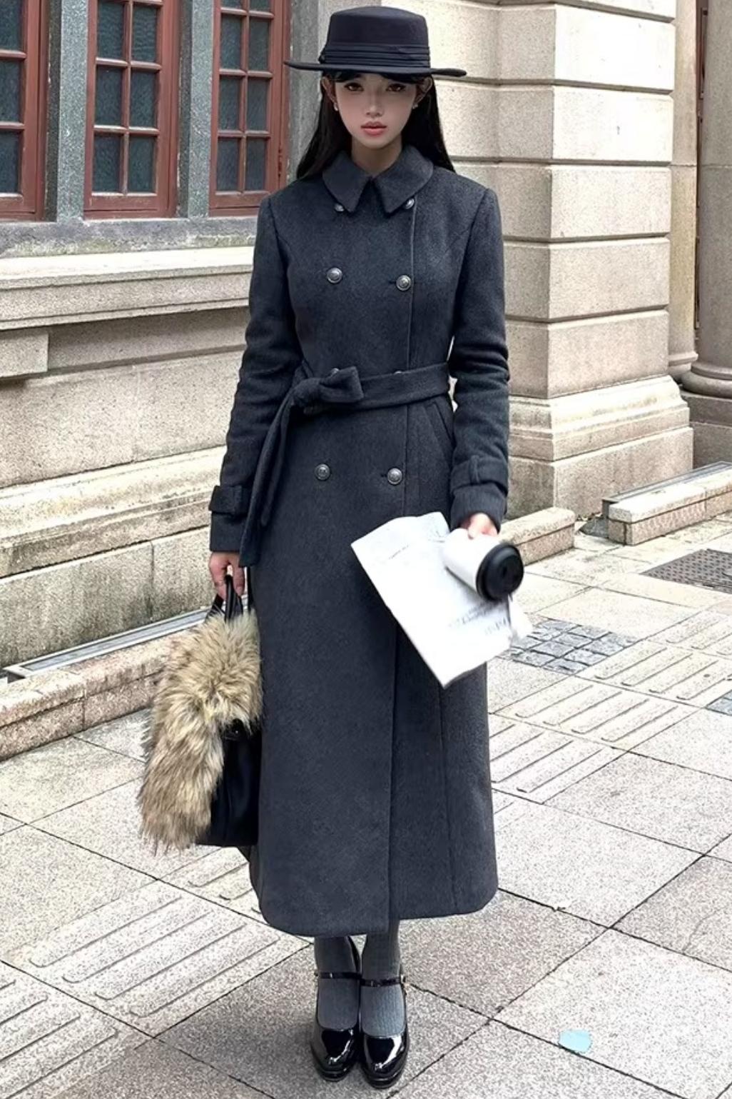 Double-Breasted Woolen Coat Set-Up