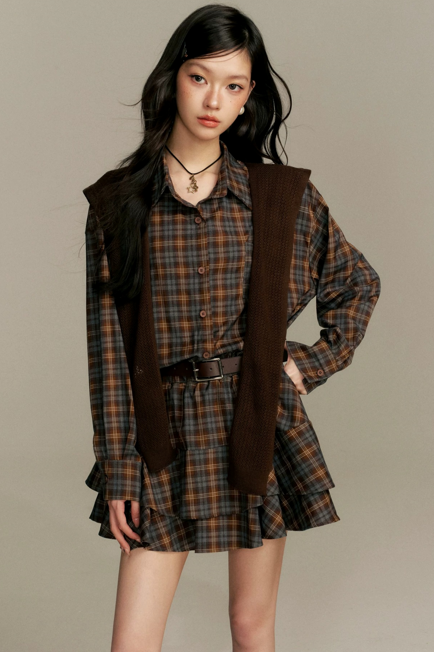 Shawl Paired Plaid Dress With Belt Set-Up
