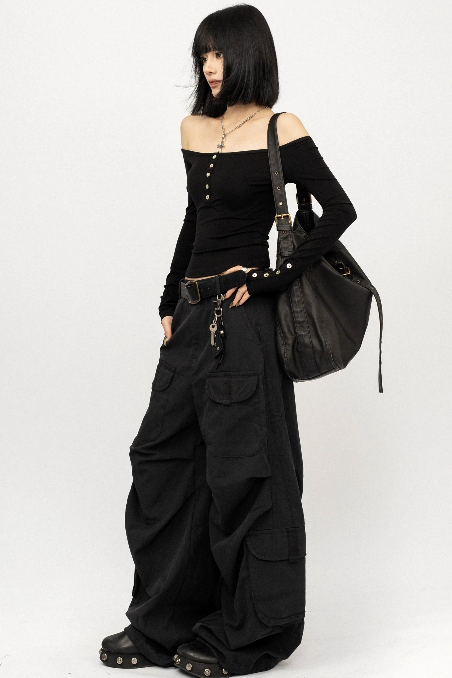 오프숄더 블랙 탑