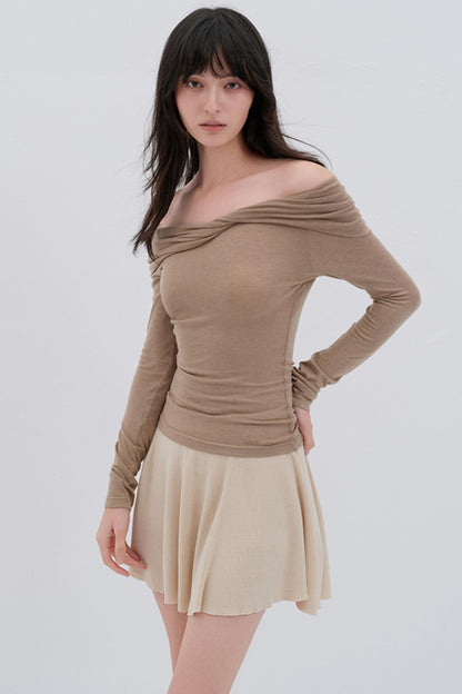 Glutinous Wool Blend One-Shoulder Top
