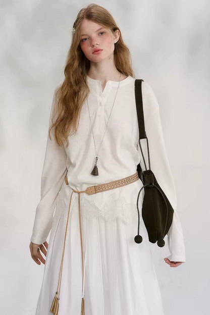 Swaying Silhouette Lace Top