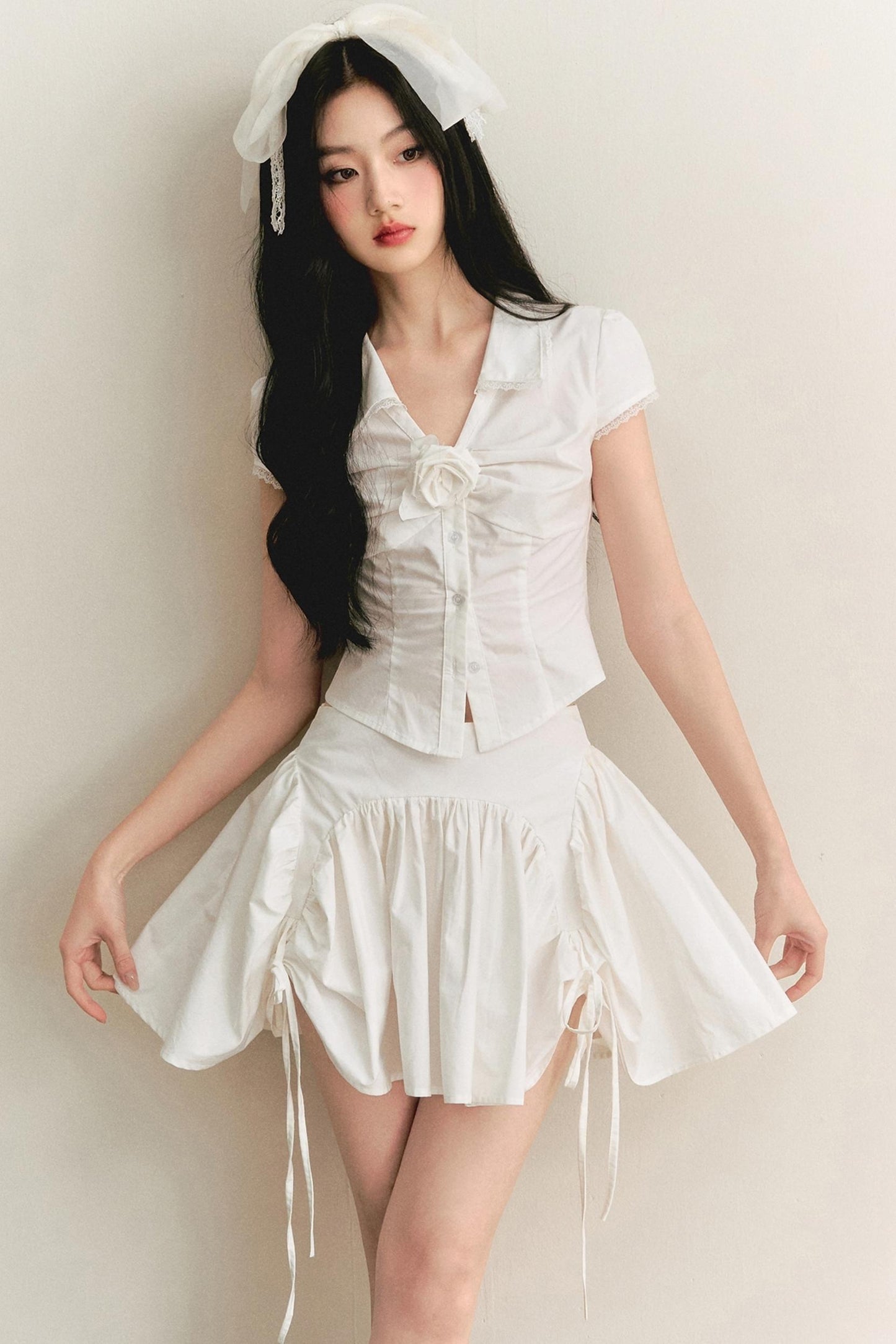 Light Lace-Up Pleated Skirt Set-Up