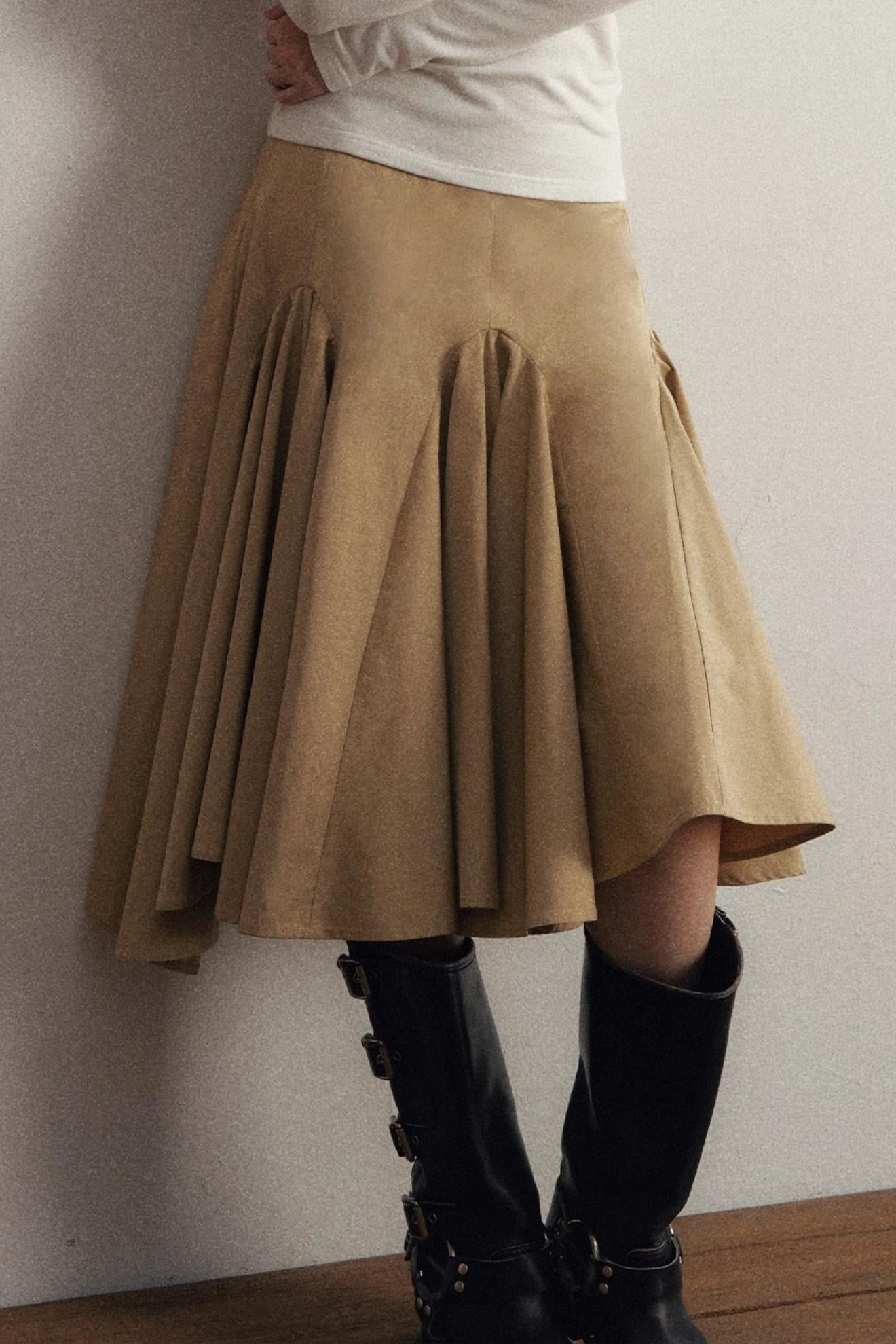 Edge Large Irregular Skirt