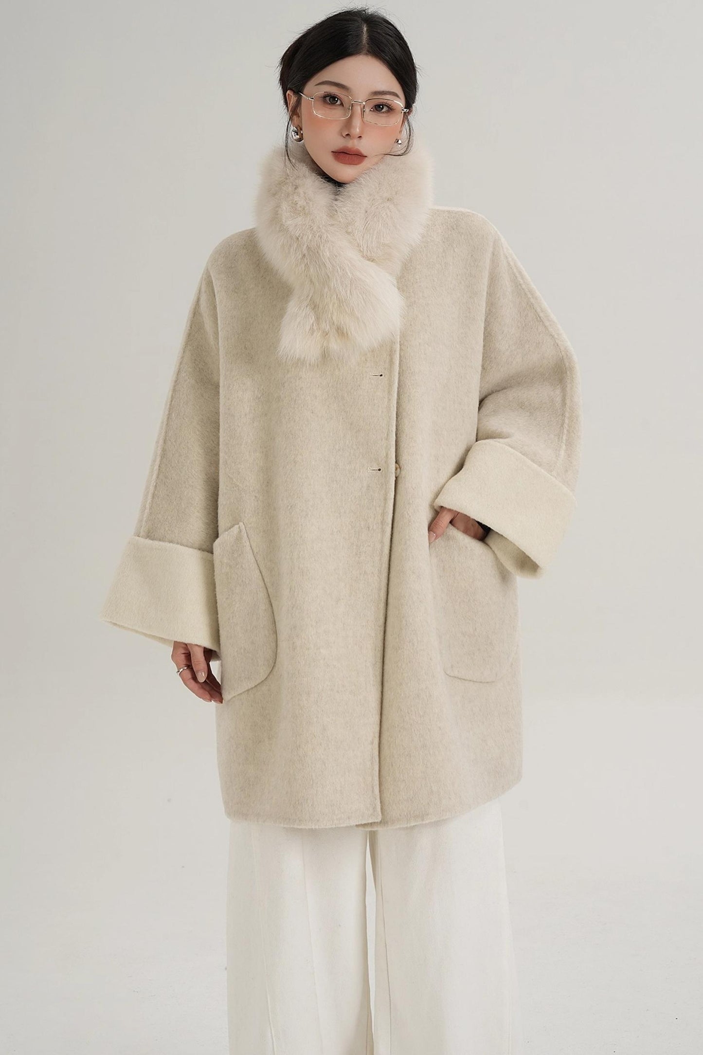 Elegant Fox Fur Collar Wool Cape Coat