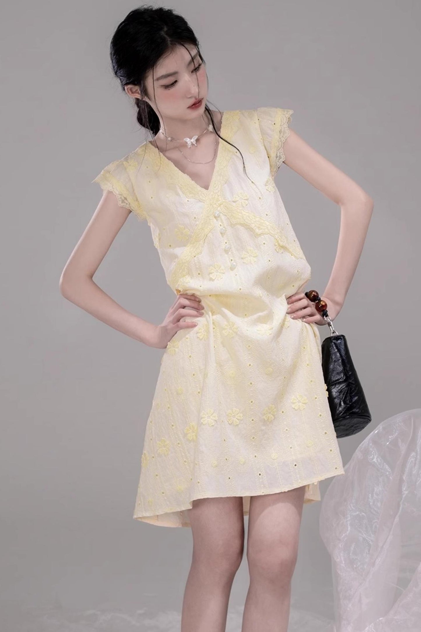 Floral V-Neck Ruffle Dress