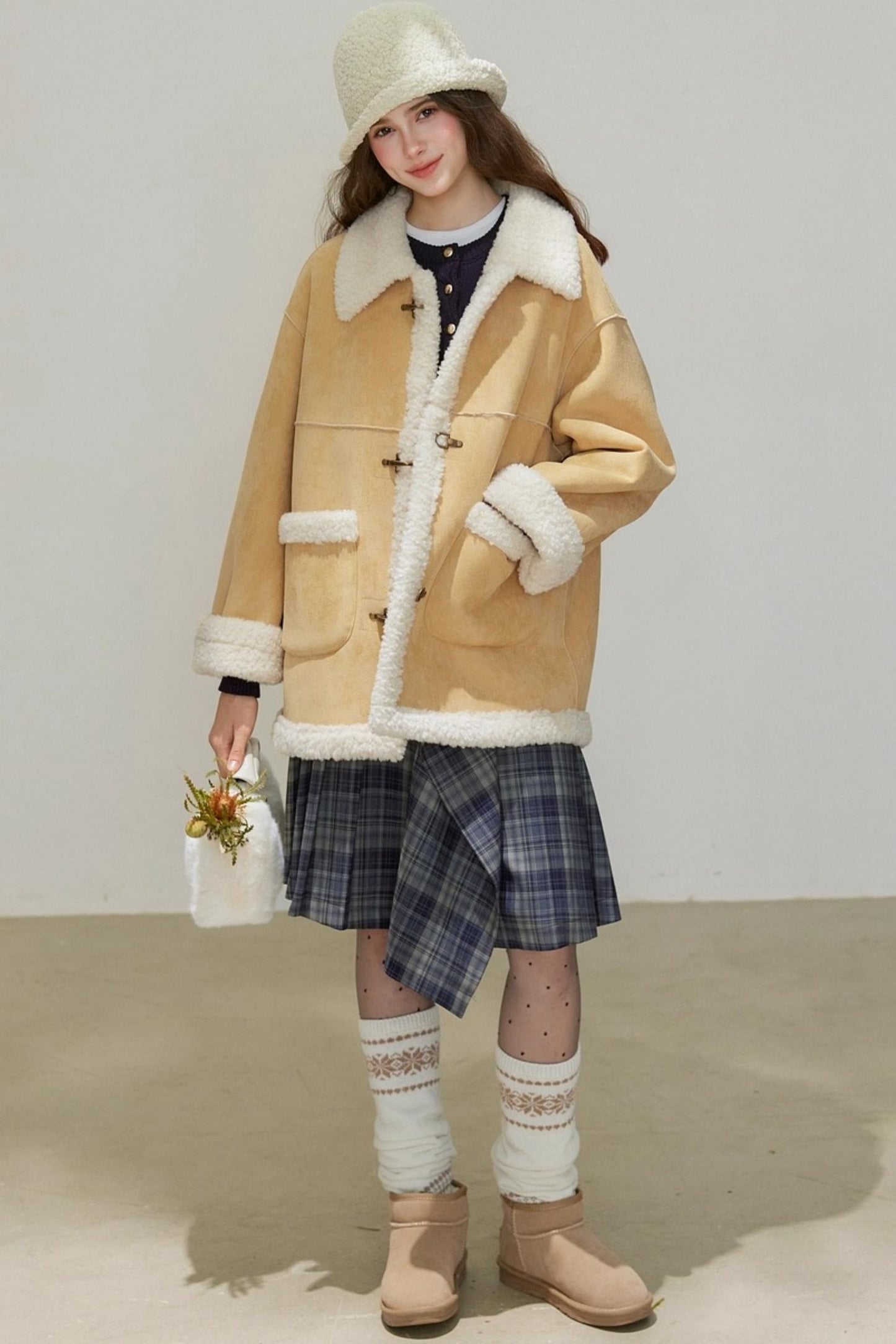 Loose Fit Lambswool Coat