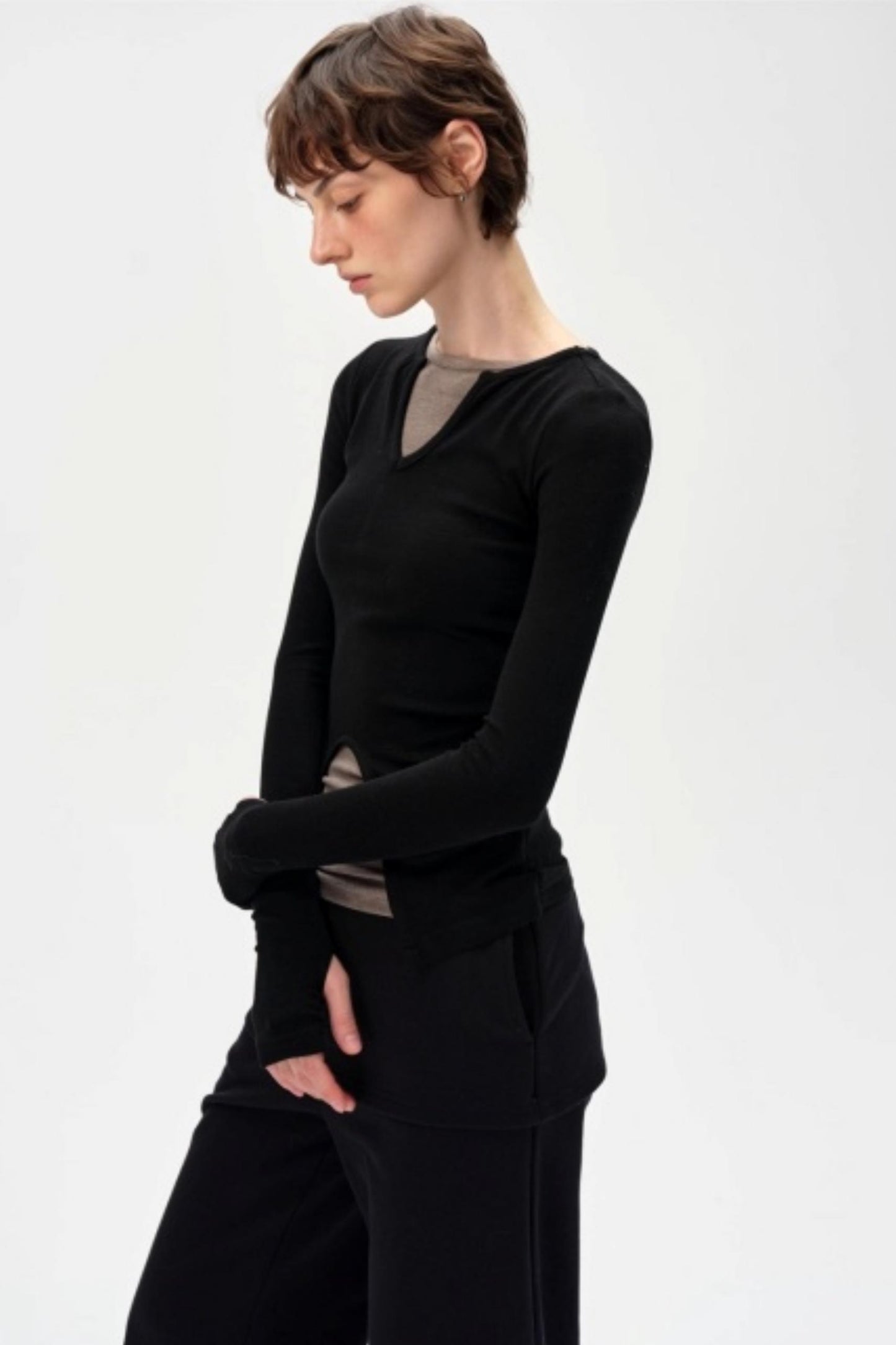 V-Neck Slim Fit Panel Base Top