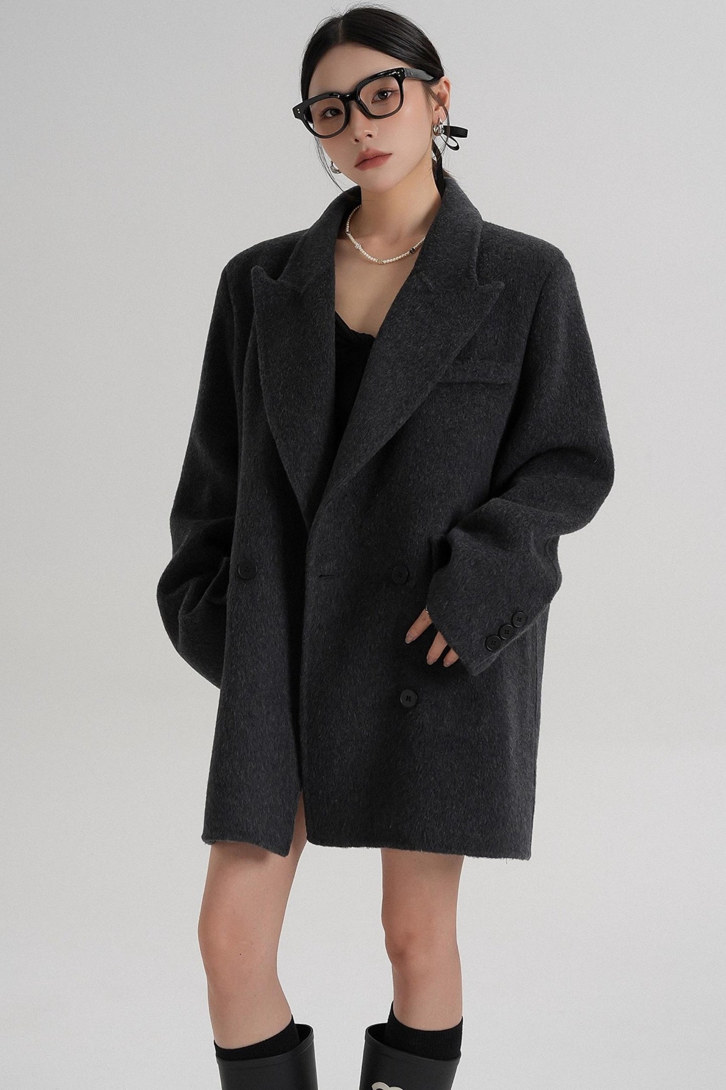 Medium-Length Temperament Wool Coat