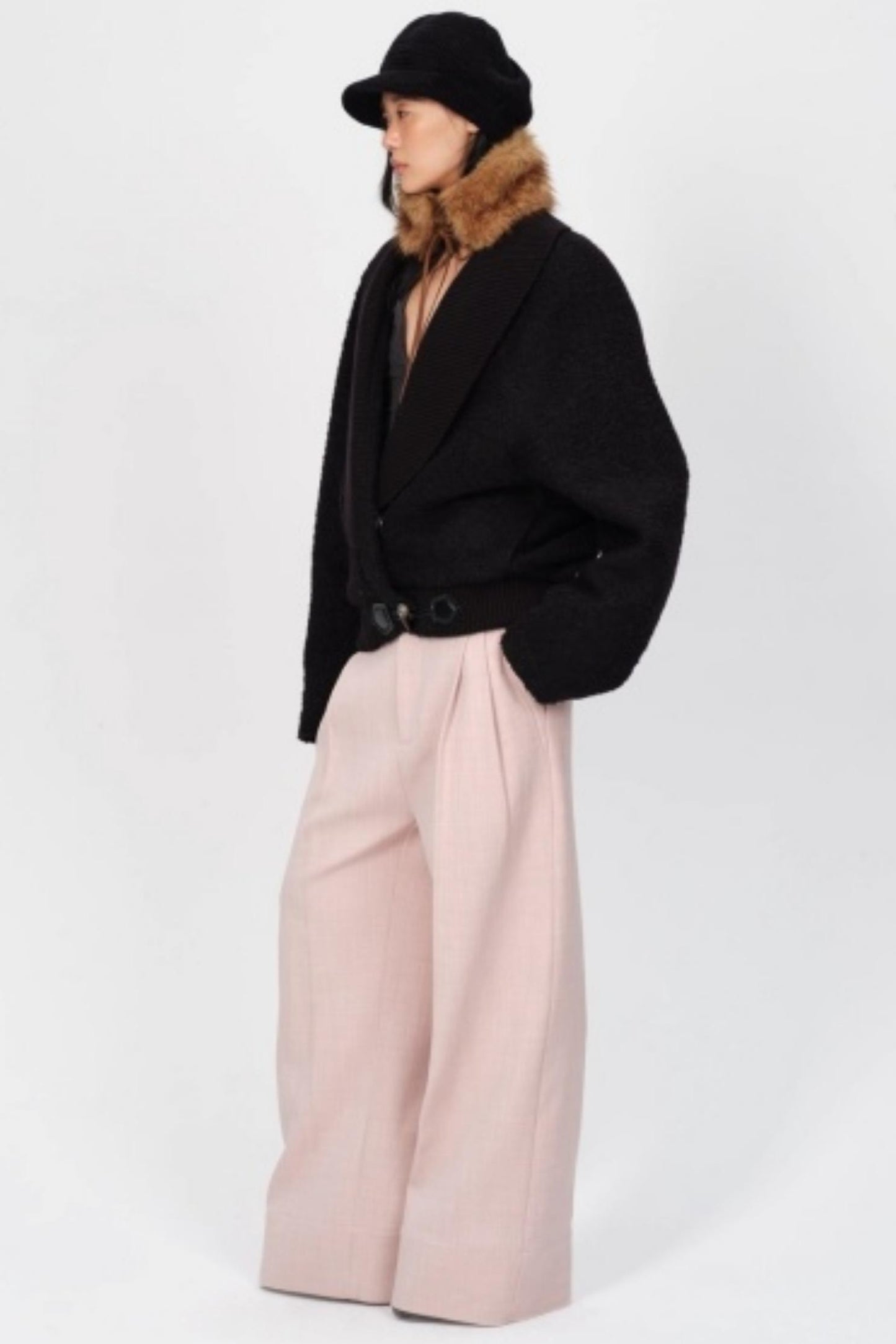 Pleated Low Rise Wide-Leg Pants