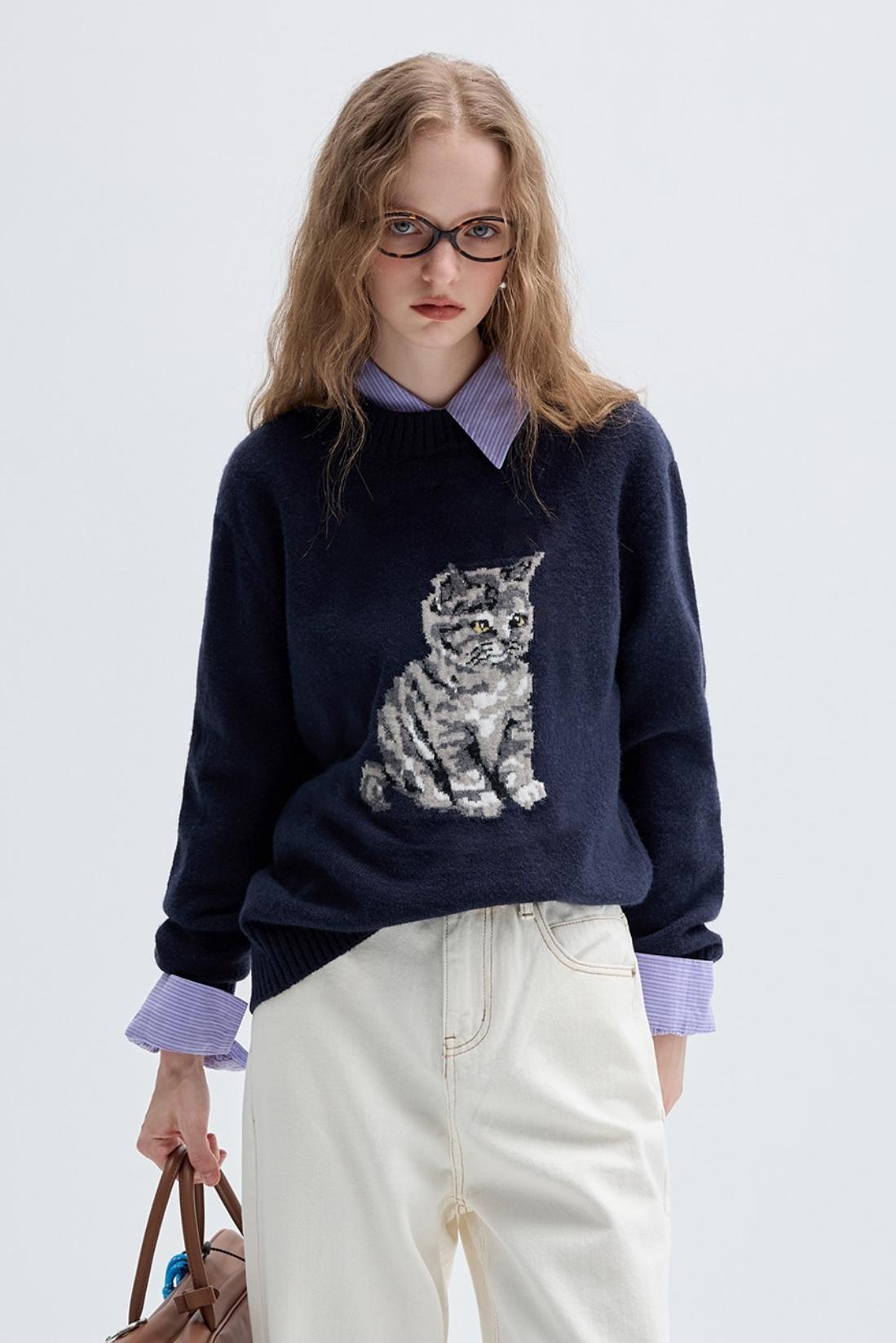 Jacquard Kitten Embroidered Crewneck Top