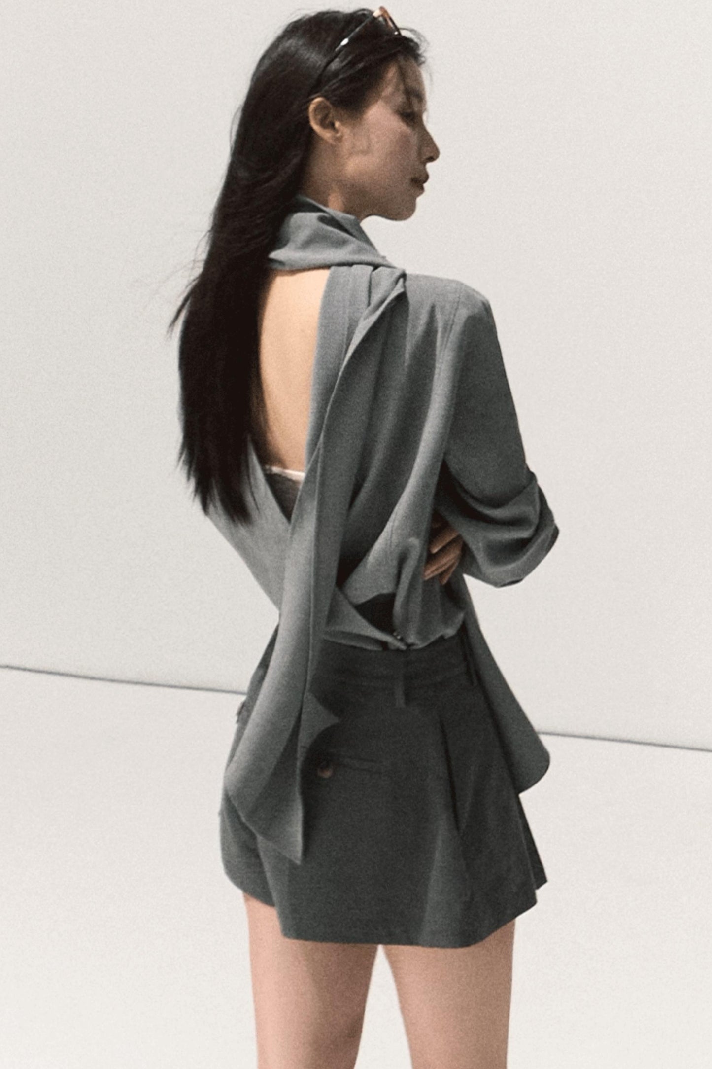 Shoulder Padded Backless Top Shorts Set-Up