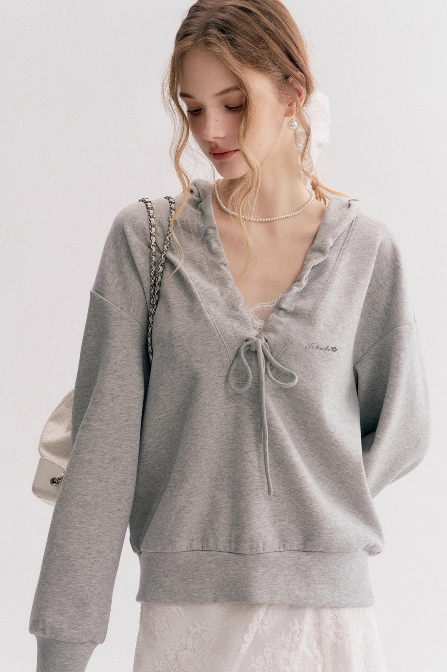 Pleated Hooded Sweatshirt Set-Up