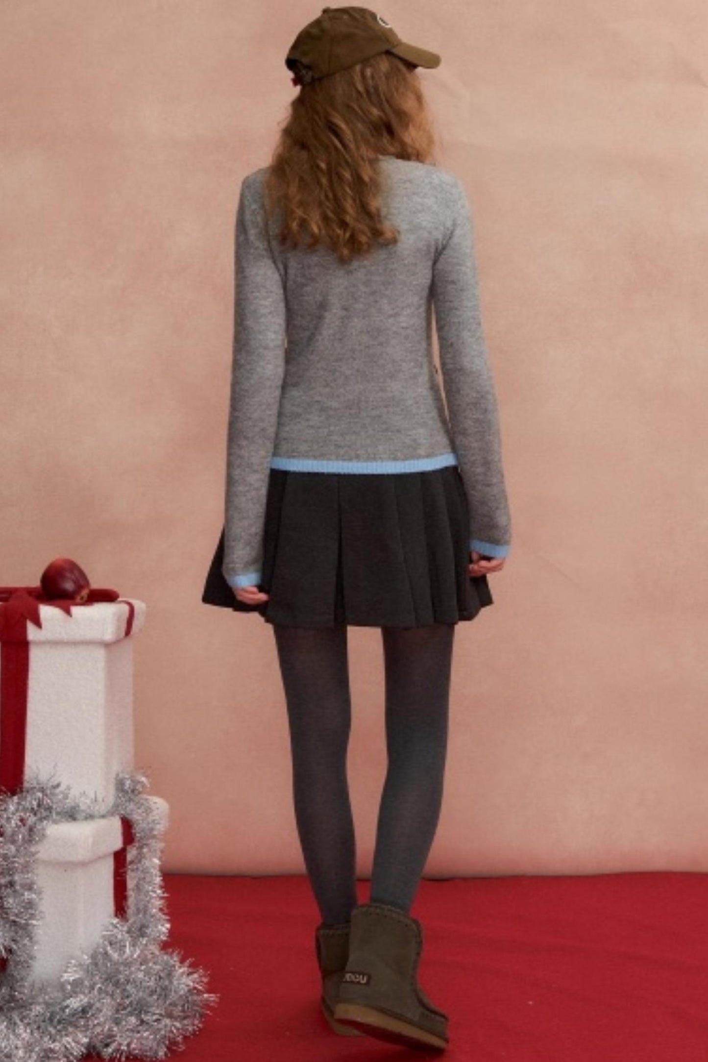 Contrasting Color Layered Sweater