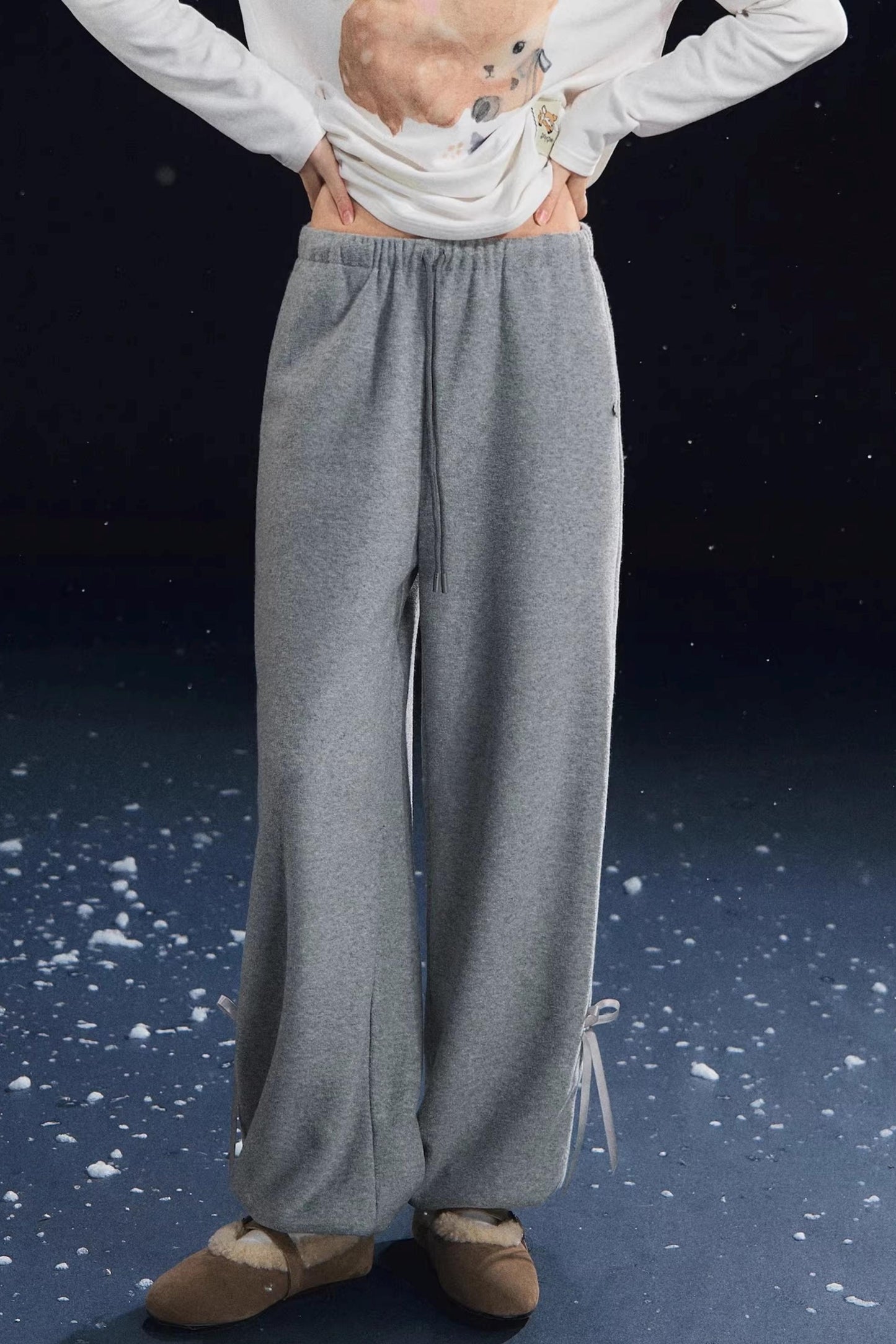 Velvet-Feel Cuffed Lantern Casual Pants