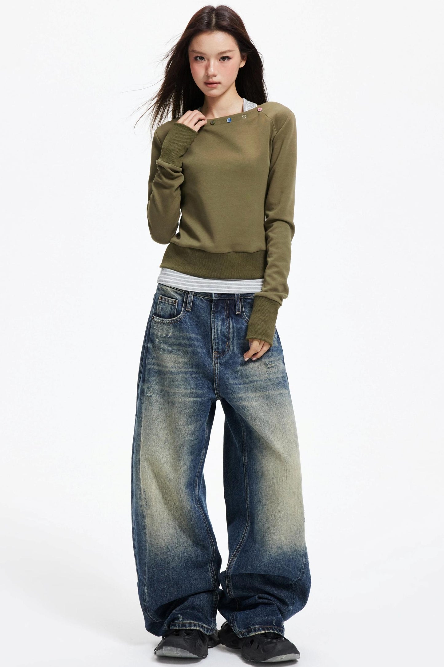 Big V-Neck Knitted Sweater Set-Up