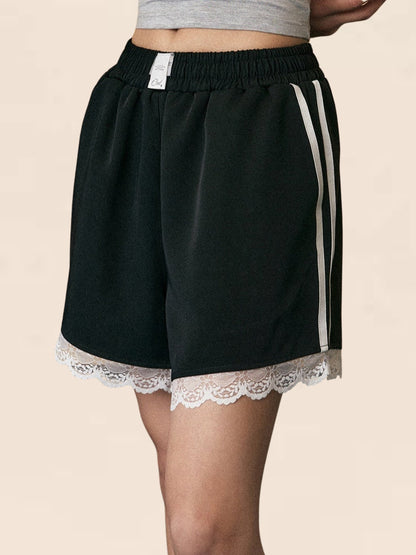 Lace Stitched Shorts Pants