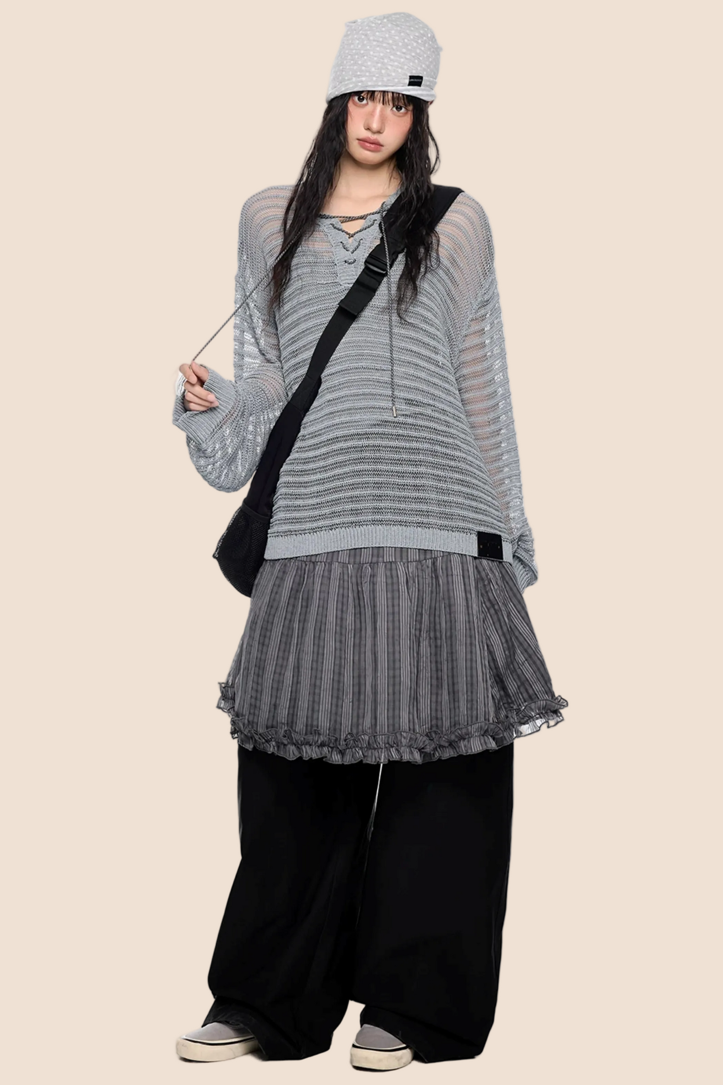 Blusa a righe con colletto e cut-out