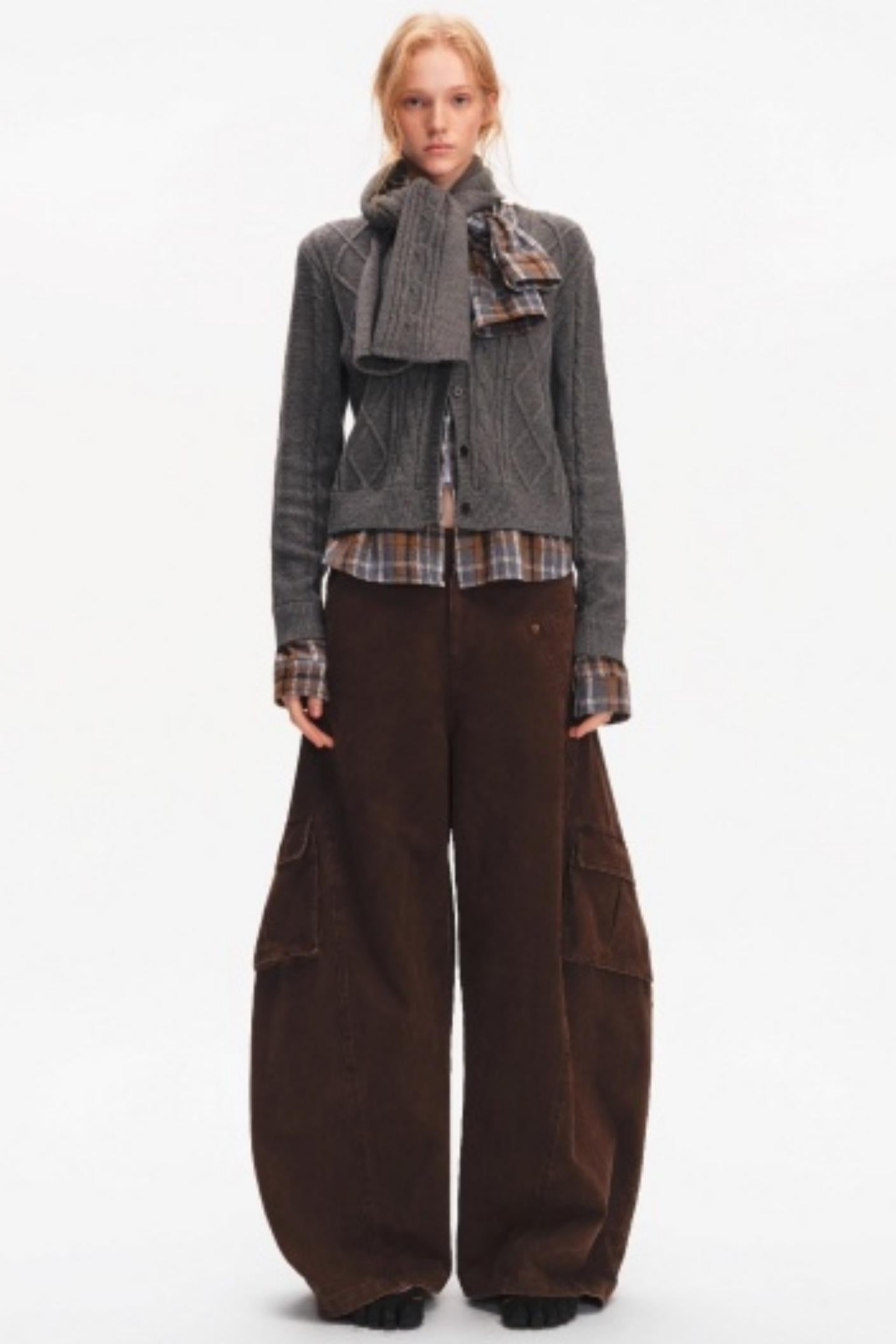 Wool Twist Cardigan Sweater Set-Up