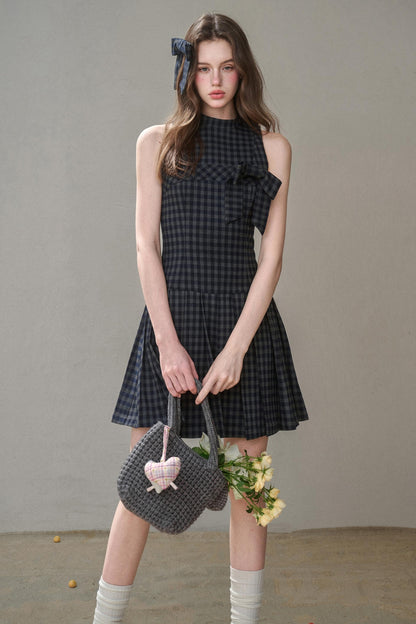 Elegant Bow Halterneck Check Pleated Dress