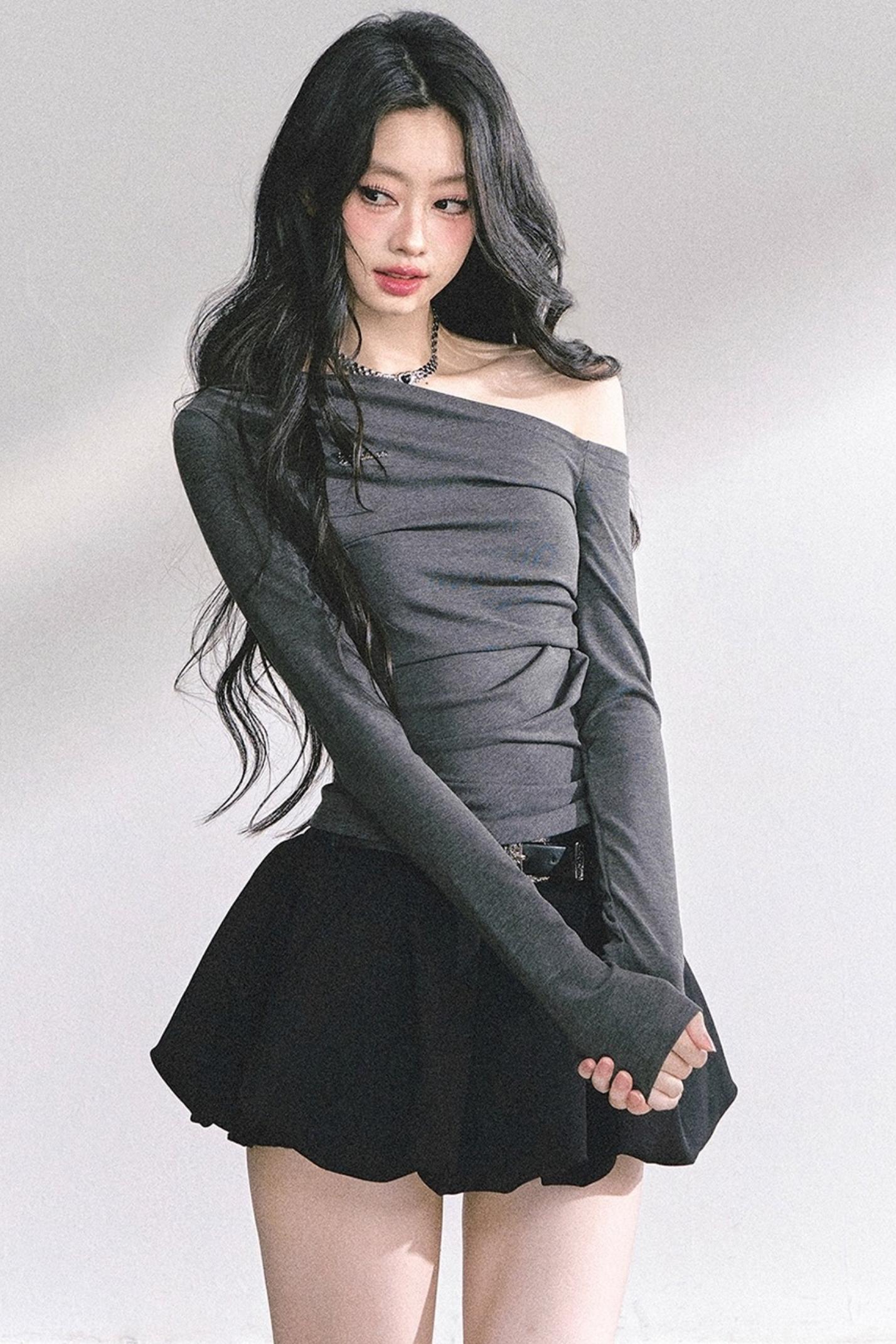 Spicy American Long-Sleeved Gray Top