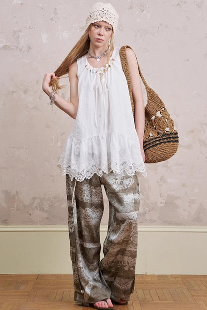 Romantic Sleeveless Ensemble Top