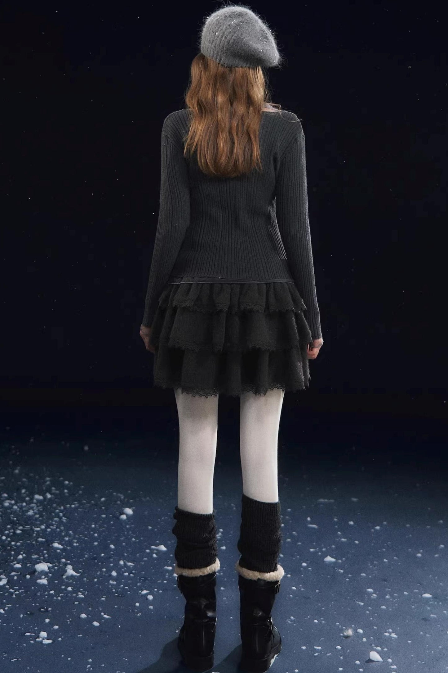 Lace Spliced Velvet Skirt