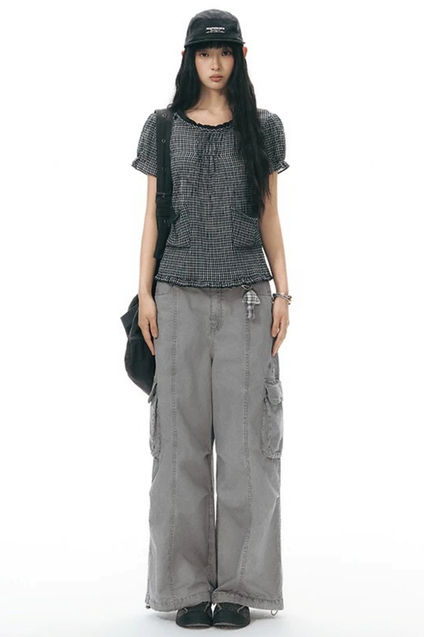 Conjunto de camisa y falda de cuadros con tapeta con volantes