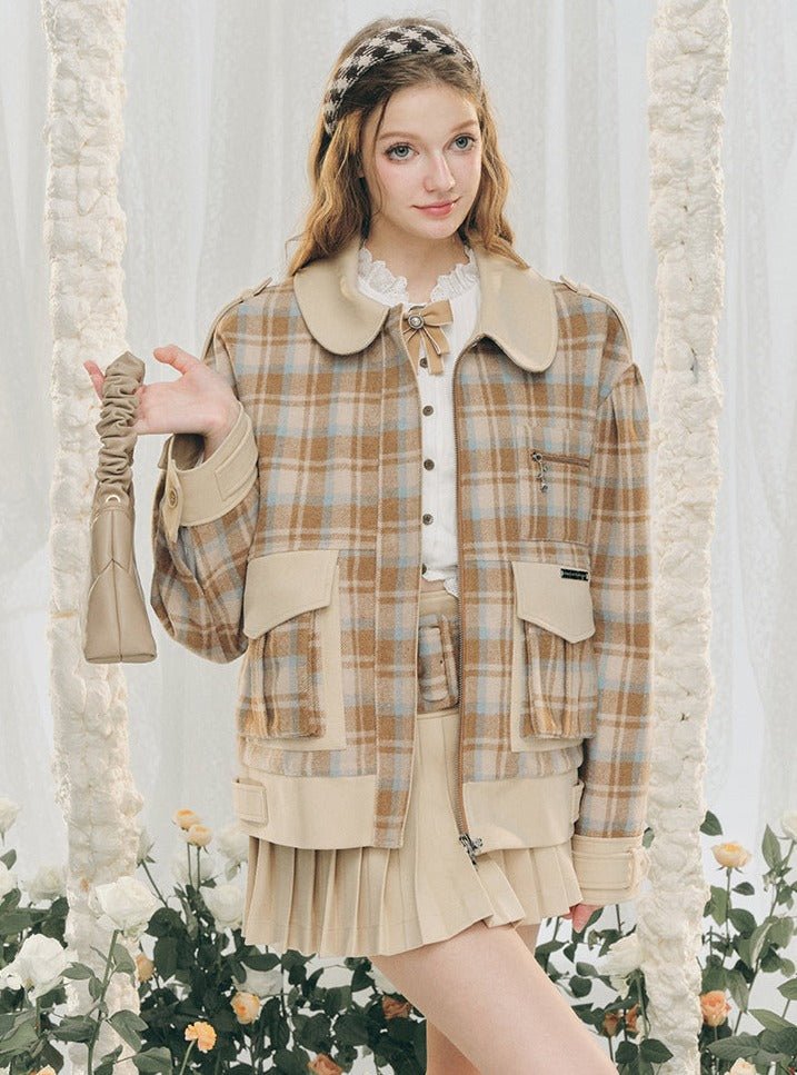 Checked wool coat and versatile pleated skirt set