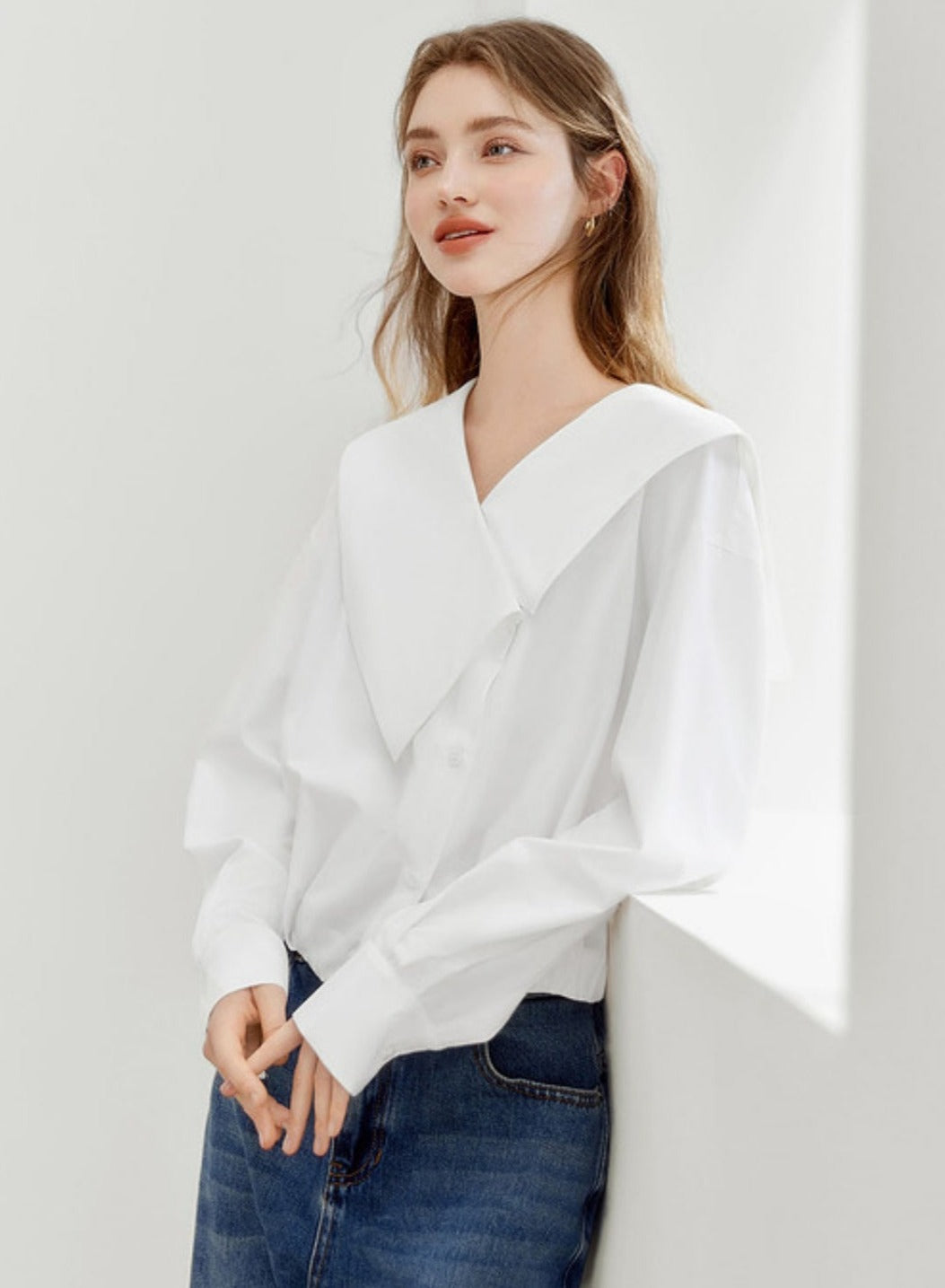 MEETLADY French Unregelmäßiges Revers Shirt Damen 2024 Herbst Kleid Neues Design Sinn Einfaches Nischenoberteil