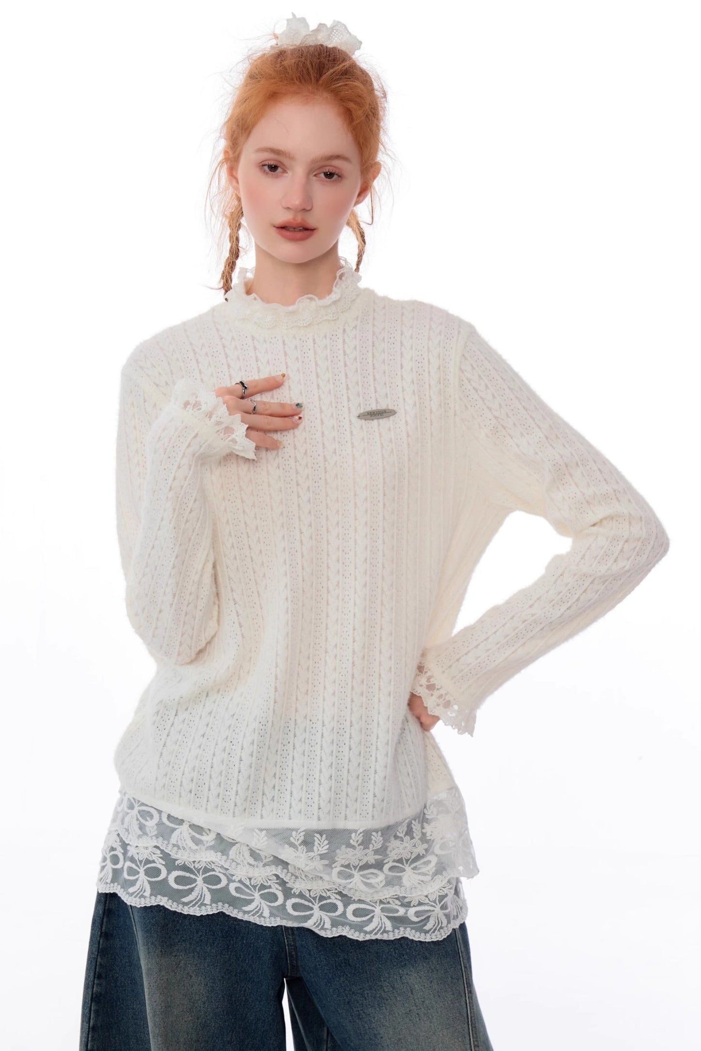 RETRO LACE TURTLENECK KNIT TOP