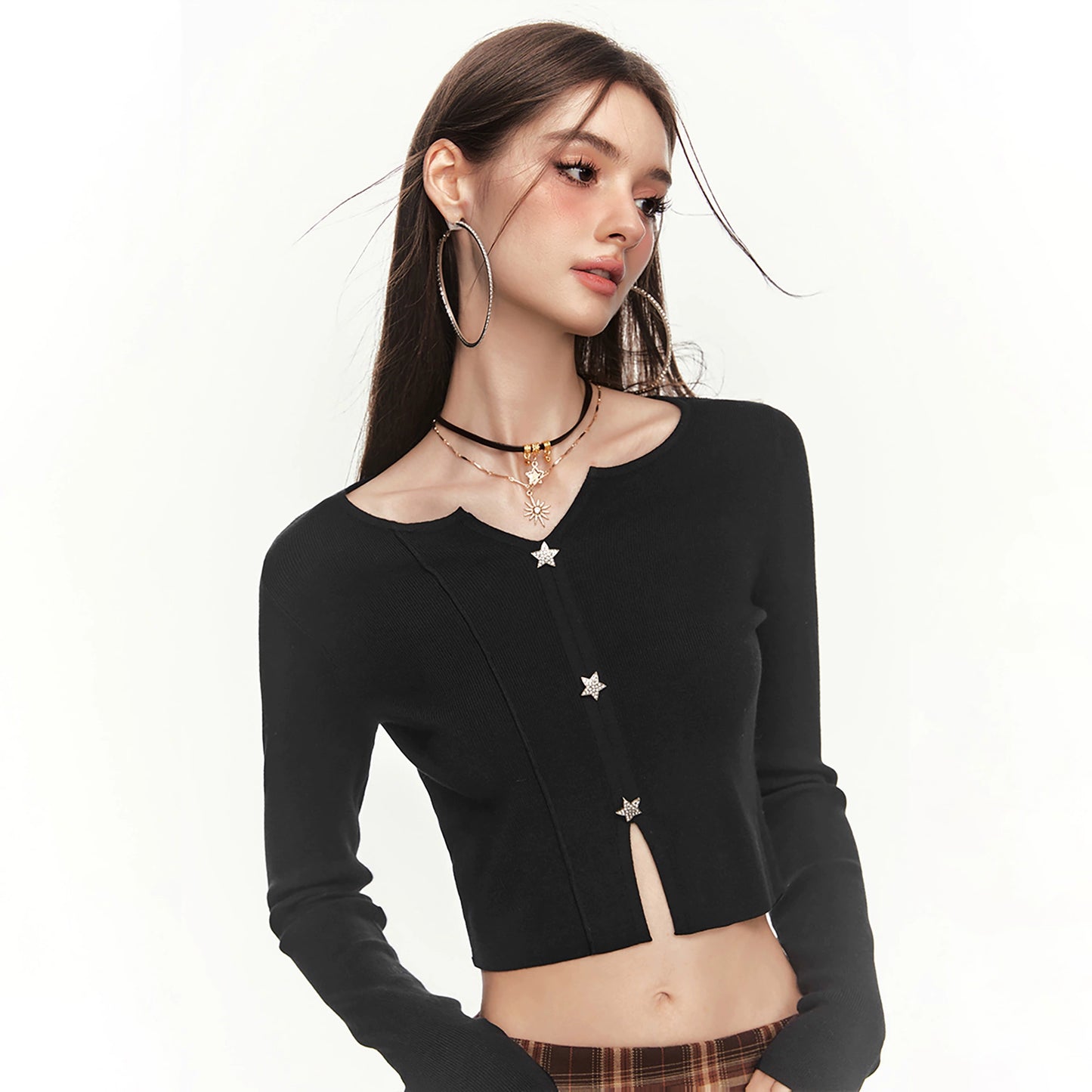 V-neck long sleeved knitted top