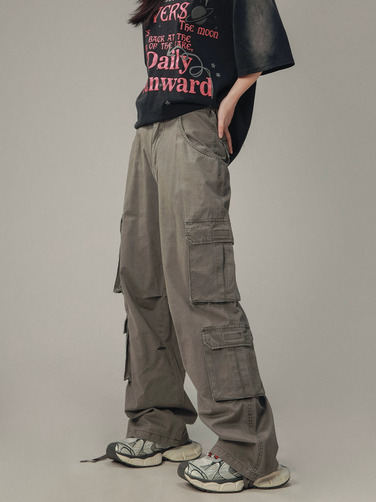 Retro Multi-Pocket Pants