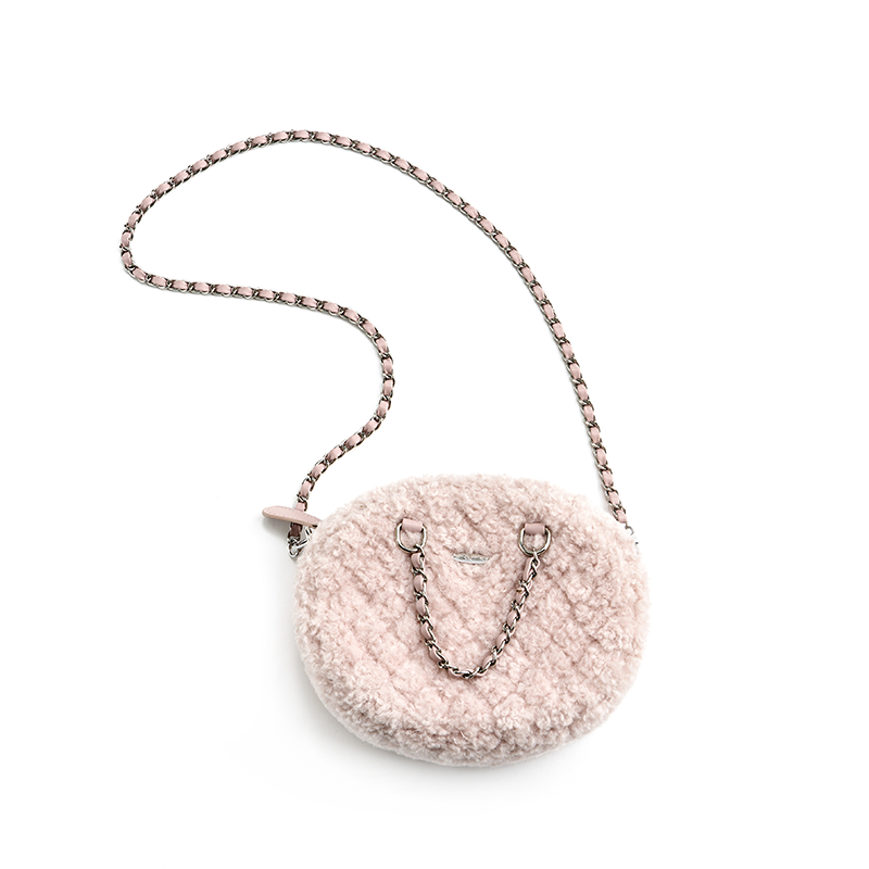 Flauschige Samt-Stepptasche