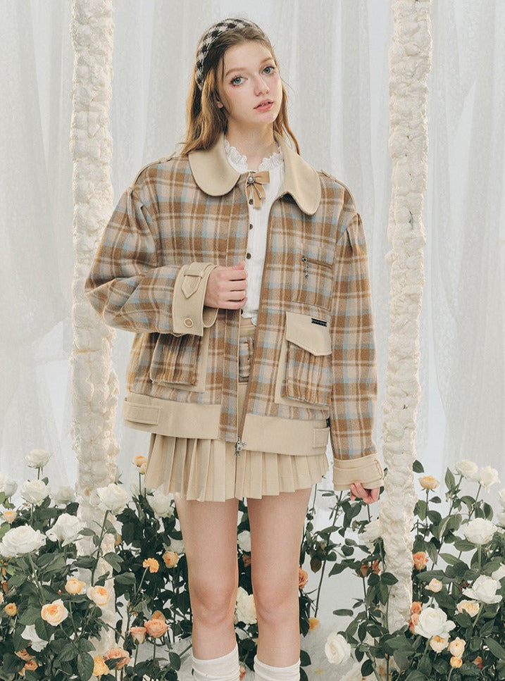 Checked wool coat and versatile pleated skirt set